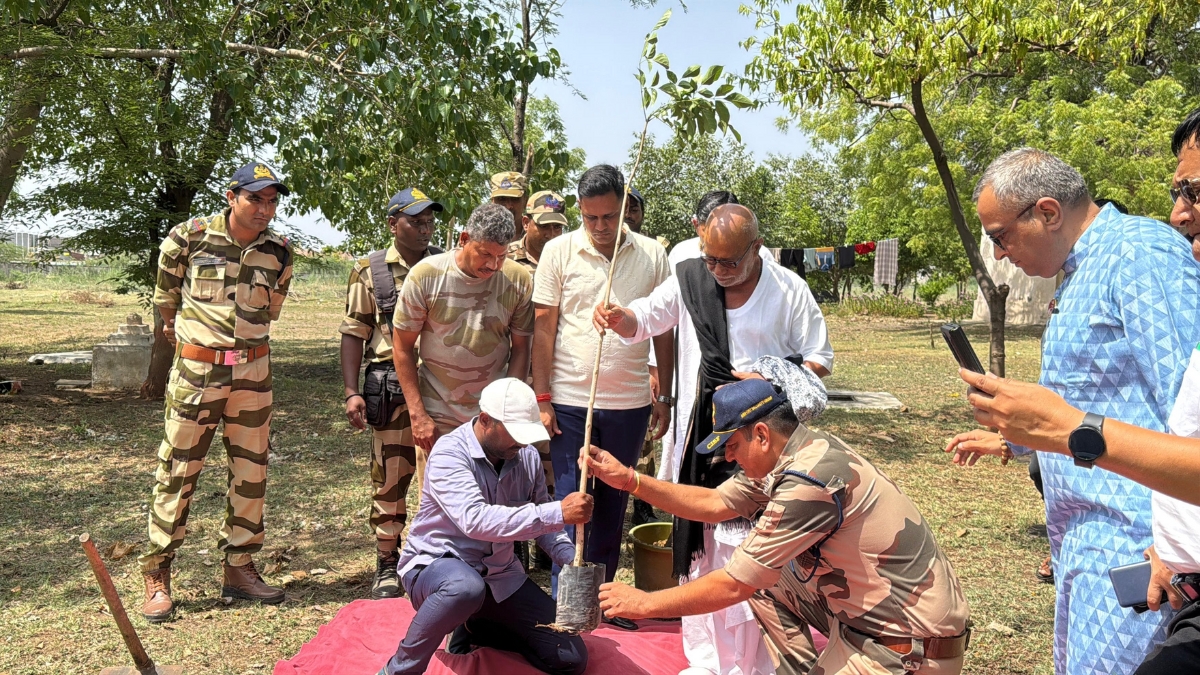 Morari Bapu Becomes An Inspiration For Environmental Action